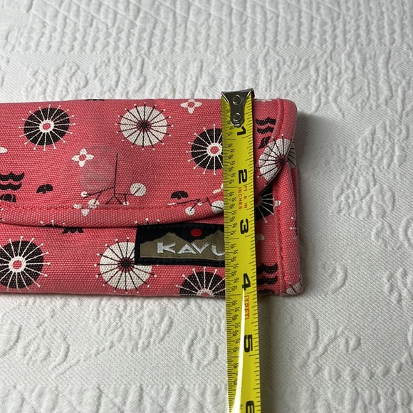 ⭐️🌸Kavu pink floral cotton wallet checkbook holder - Picture 6 of 6
